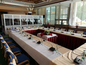 Ozvučenie, stolové mikrofóny, kompletné technické zabezpečenie konferencie